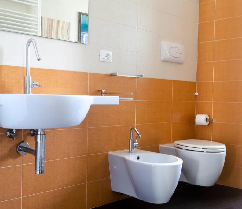 City Suite - Appartamento Spazioso Nel Centro Di Bari Extérieur photo