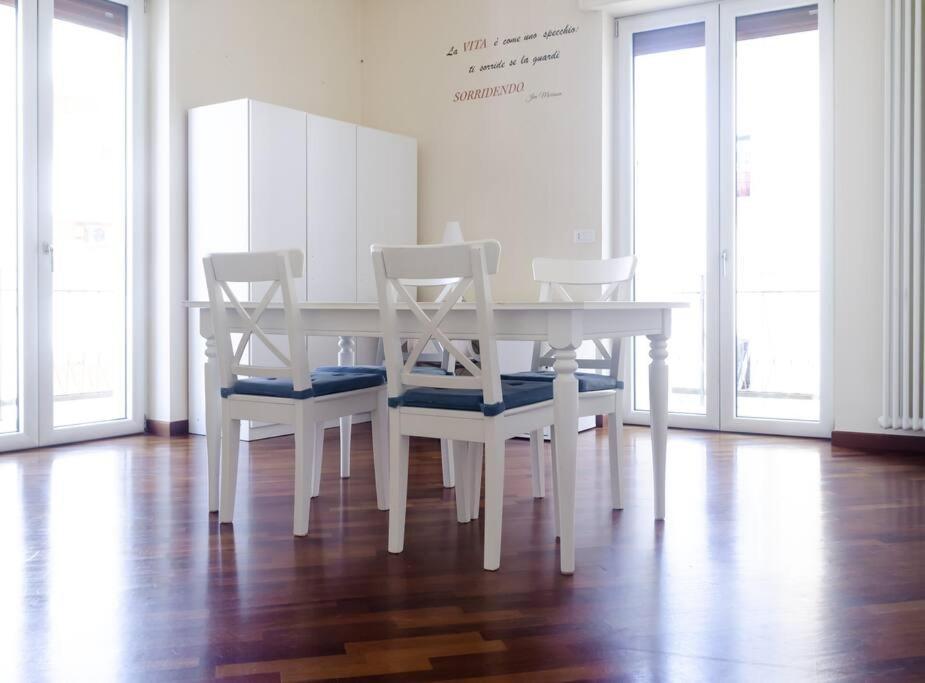 City Suite - Appartamento Spazioso Nel Centro Di Bari Extérieur photo